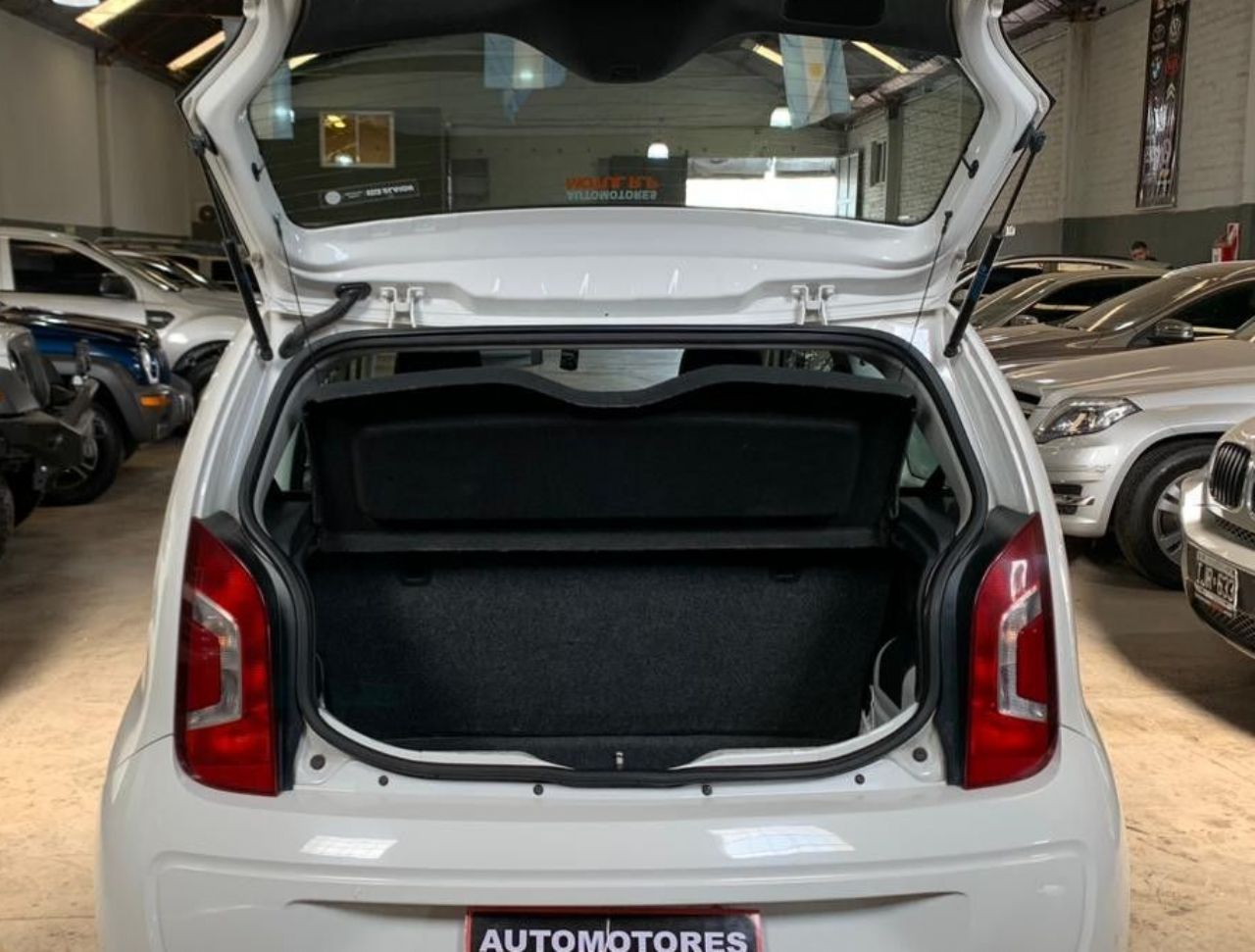Volkswagen UP Usado en Mendoza, deRuedas