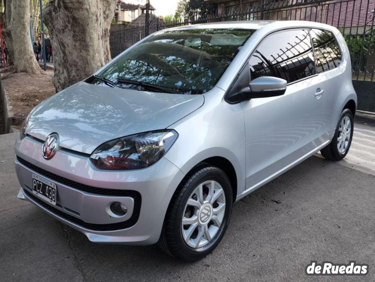 Volkswagen UP Usado en Mendoza, deRuedas