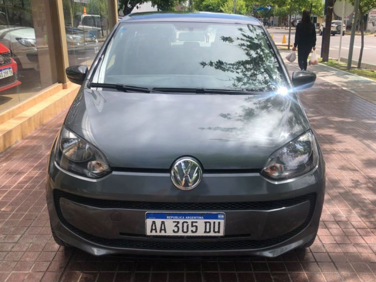 Volkswagen UP Usado Financiado en Mendoza, deRuedas