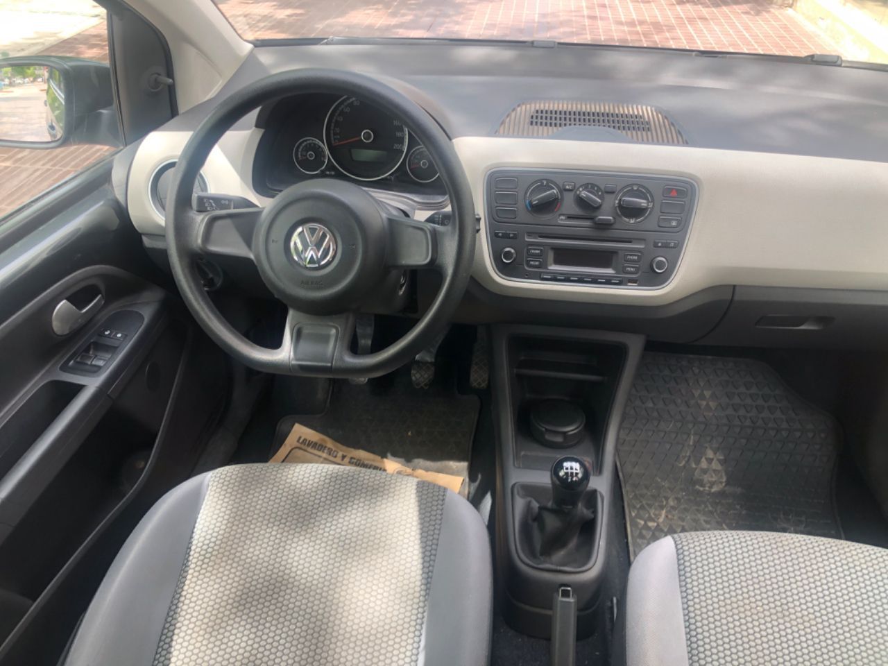 Volkswagen UP Usado en Mendoza, deRuedas