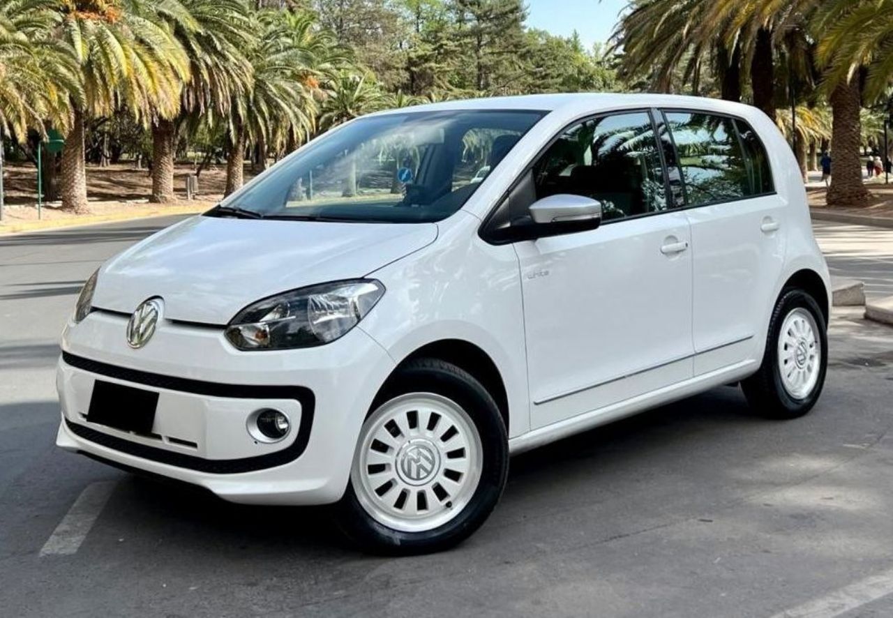 Volkswagen UP Usado Financiado en Mendoza, deRuedas