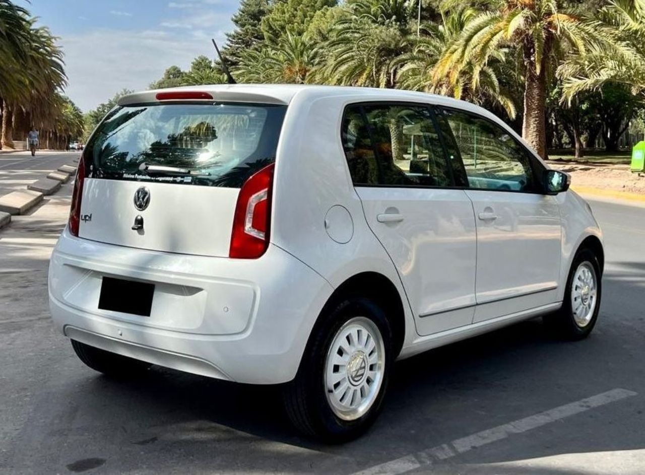 Volkswagen UP Usado Financiado en Mendoza, deRuedas