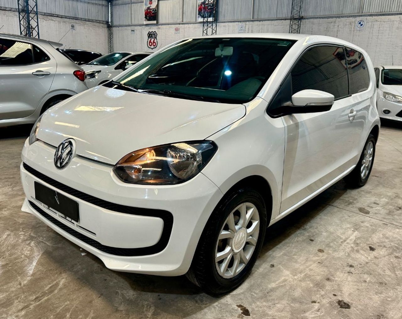 Volkswagen UP Usado Financiado en Mendoza, deRuedas