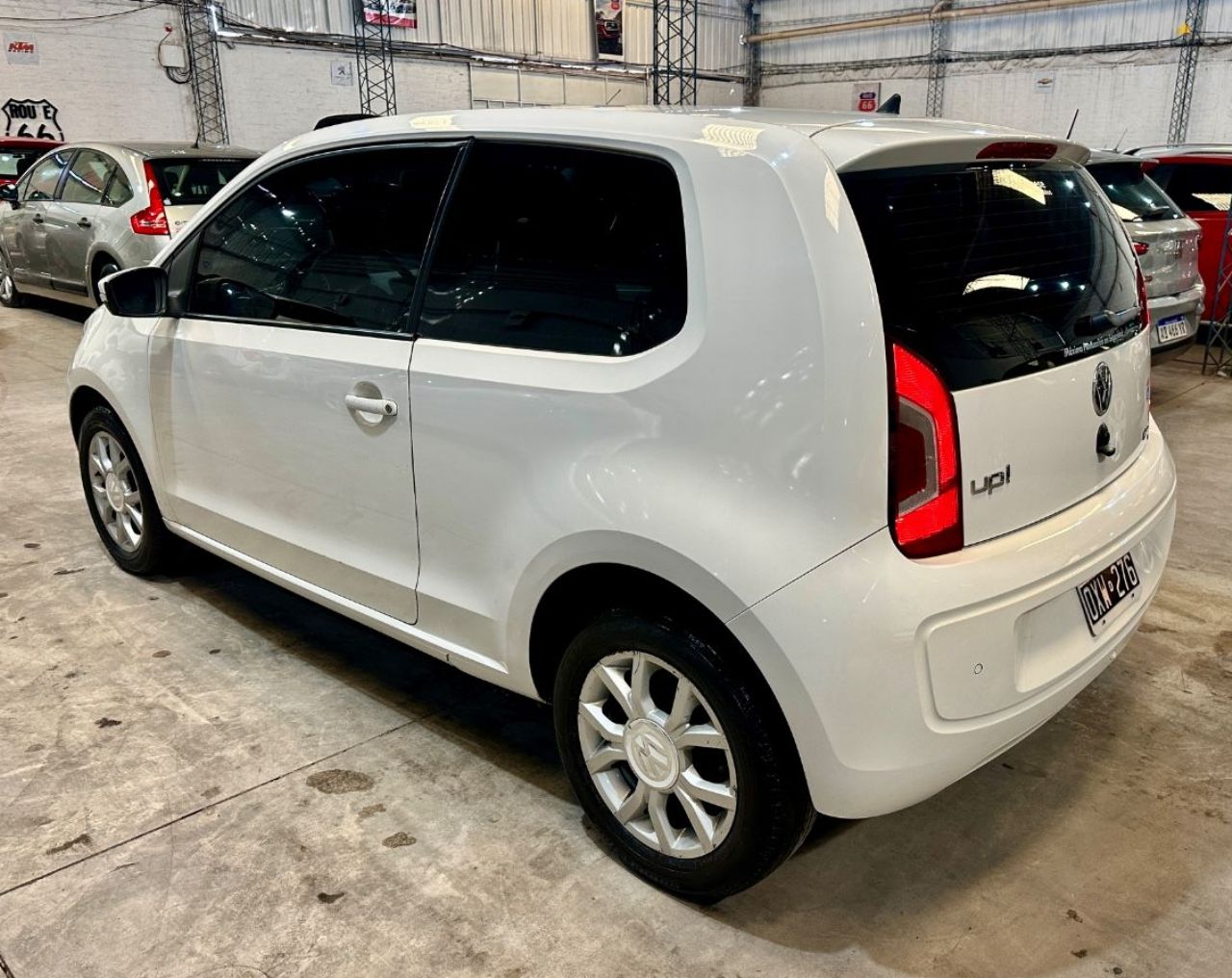 Volkswagen UP Usado Financiado en Mendoza, deRuedas