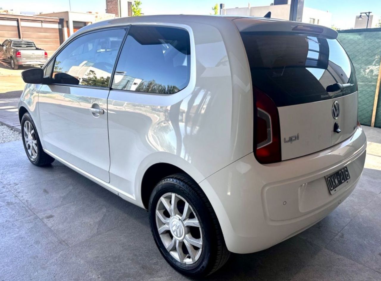 Volkswagen UP Usado Financiado en Mendoza, deRuedas