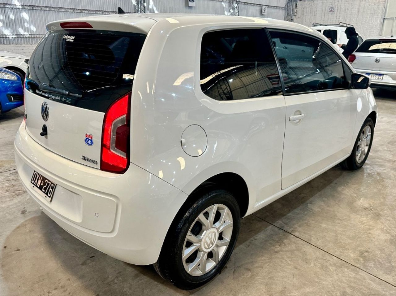Volkswagen UP Usado Financiado en Mendoza, deRuedas