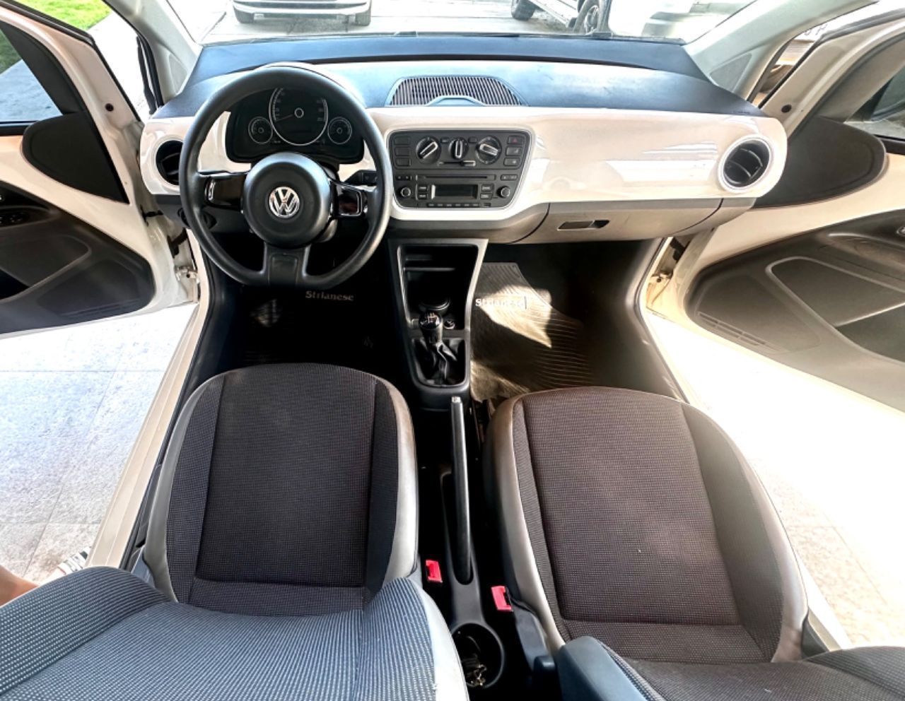 Volkswagen UP Usado Financiado en Mendoza, deRuedas