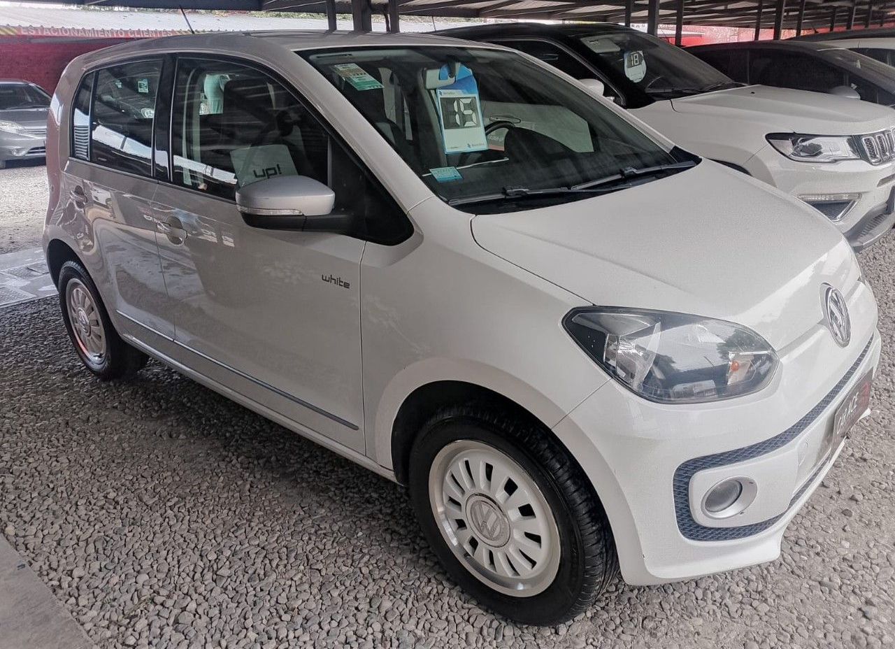 Volkswagen UP Usado Financiado en Córdoba, deRuedas
