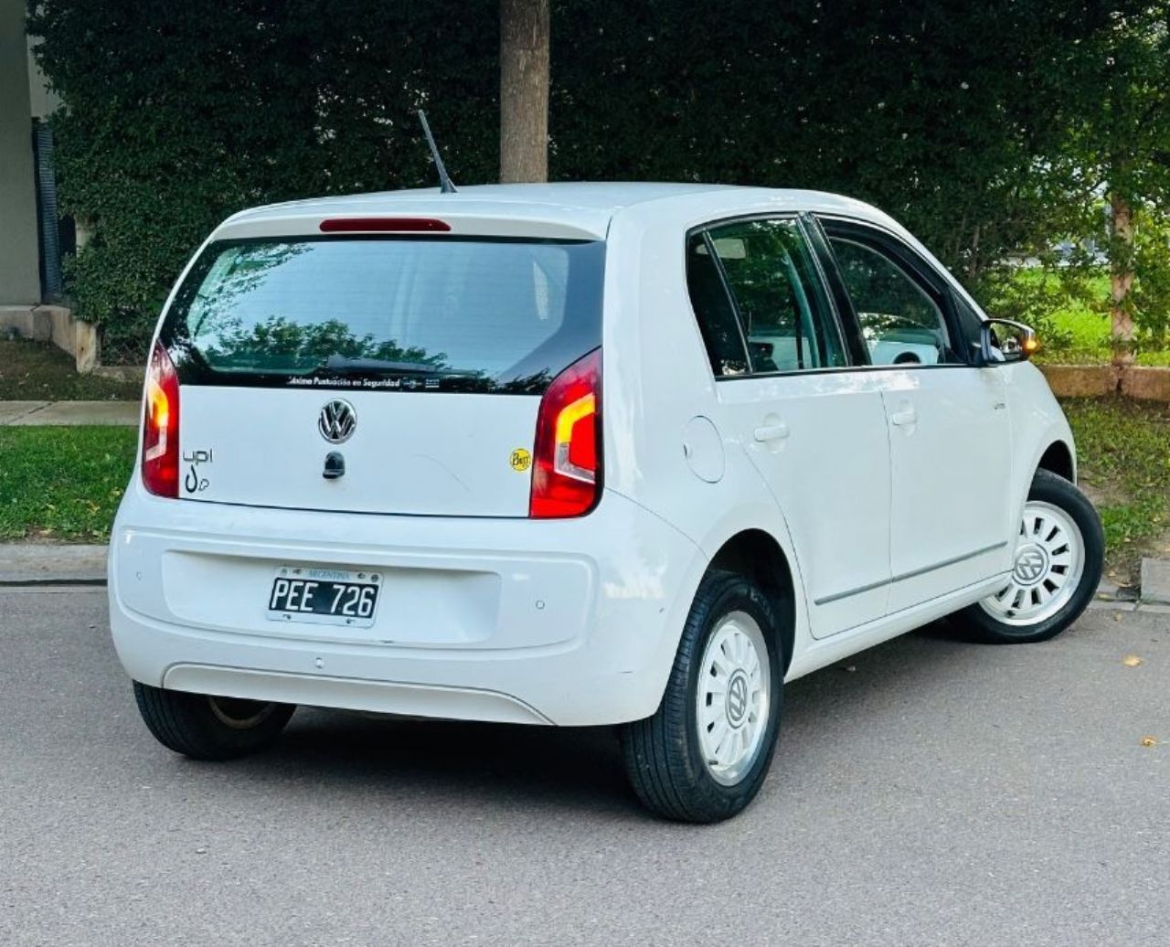 Volkswagen UP Usado en Mendoza, deRuedas