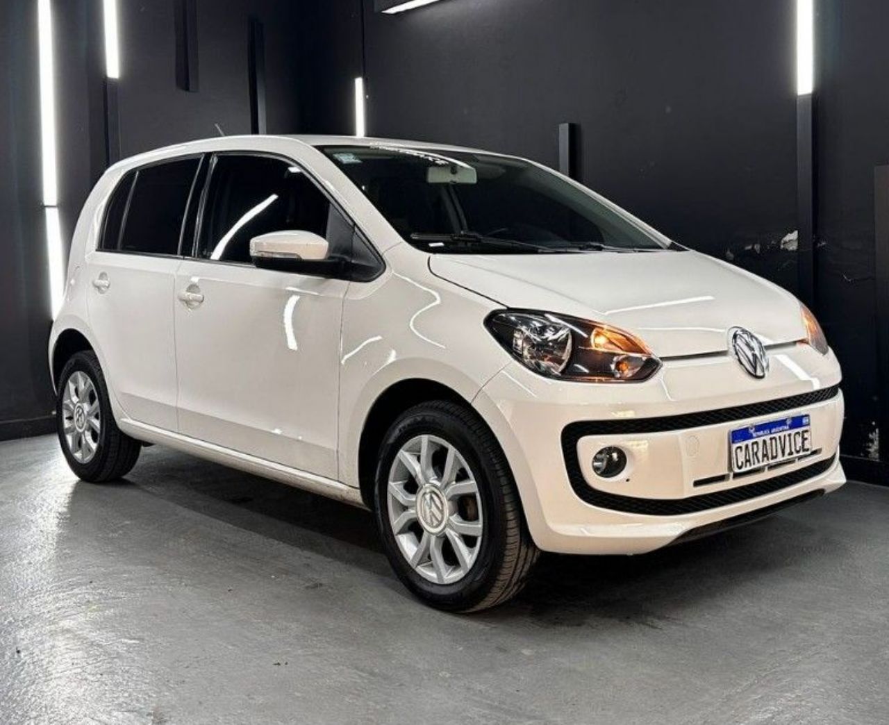 Volkswagen UP Usado en Córdoba, deRuedas