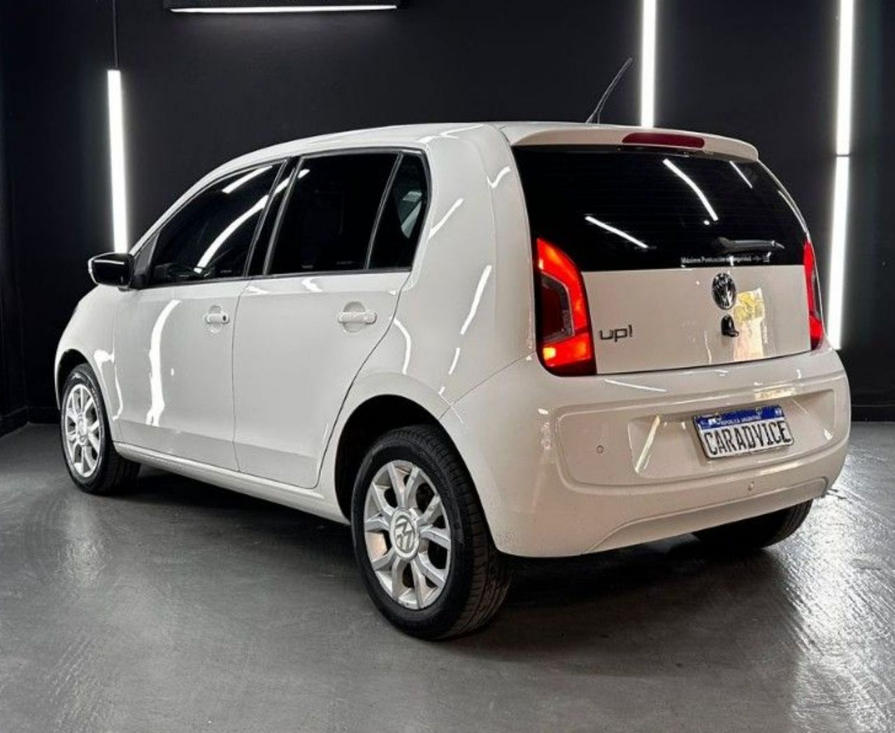 Volkswagen UP Usado en Córdoba, deRuedas