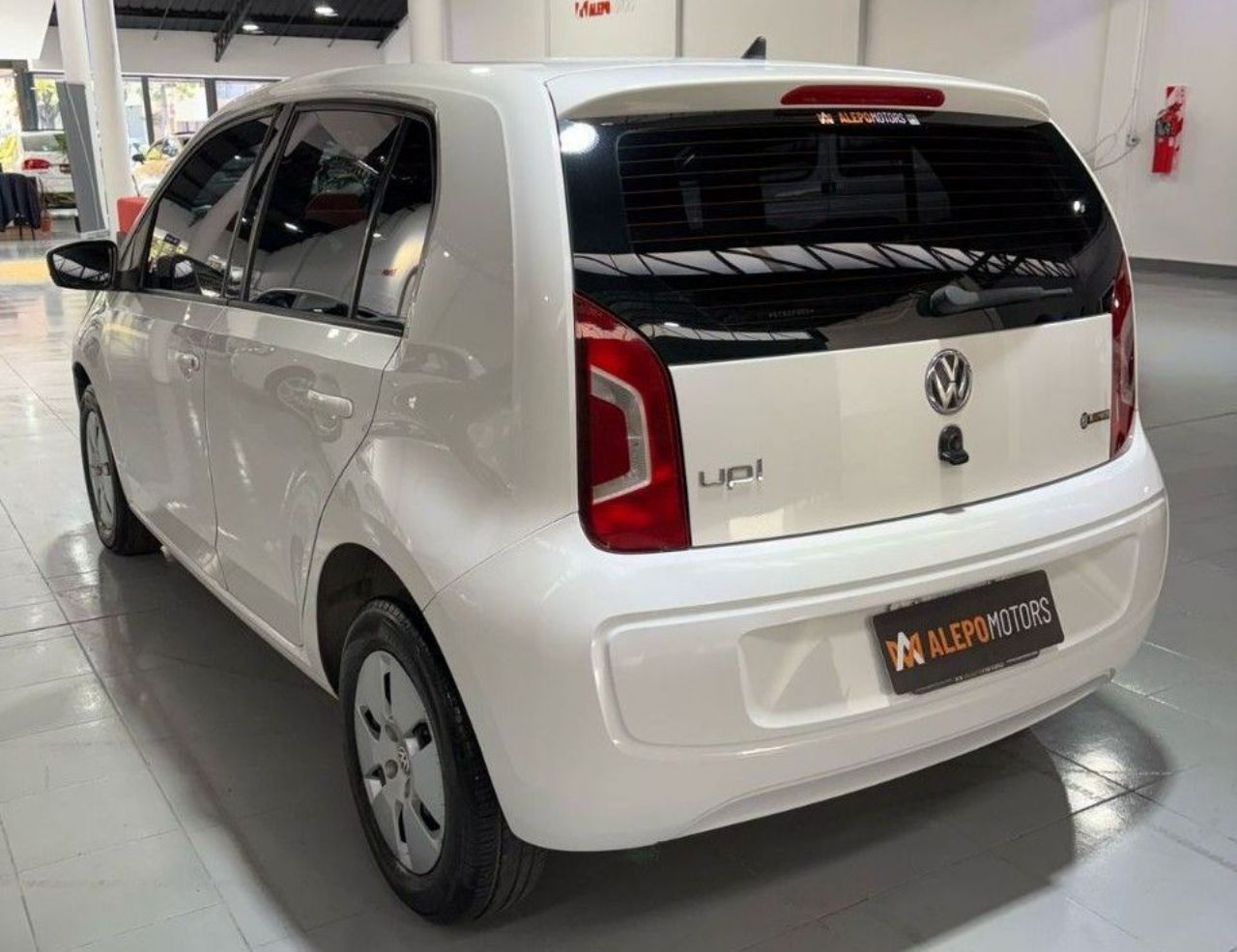 Volkswagen UP Usado en Mendoza, deRuedas