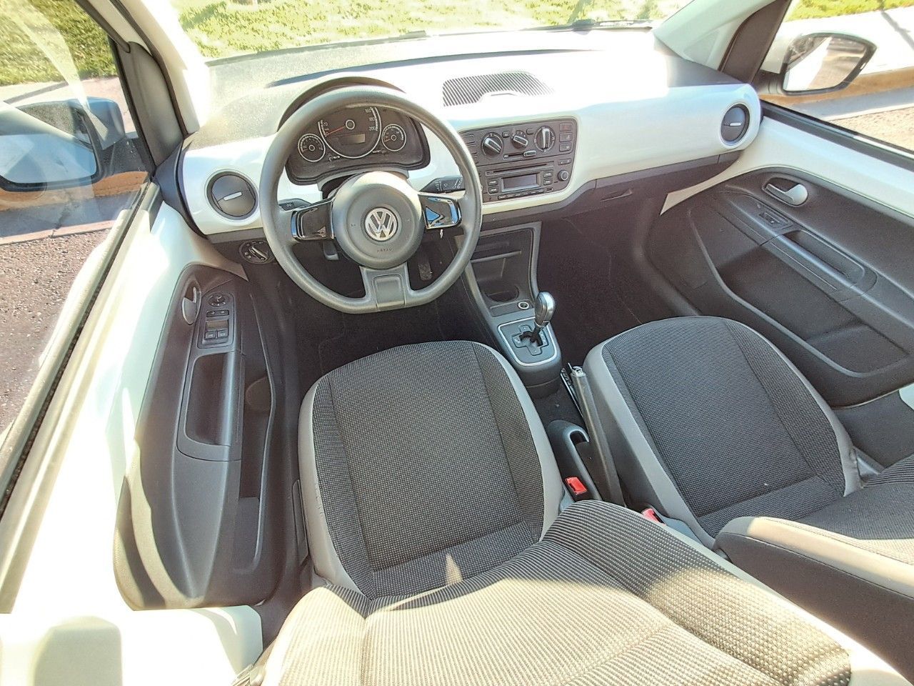 Volkswagen UP Usado Financiado en Mendoza, deRuedas