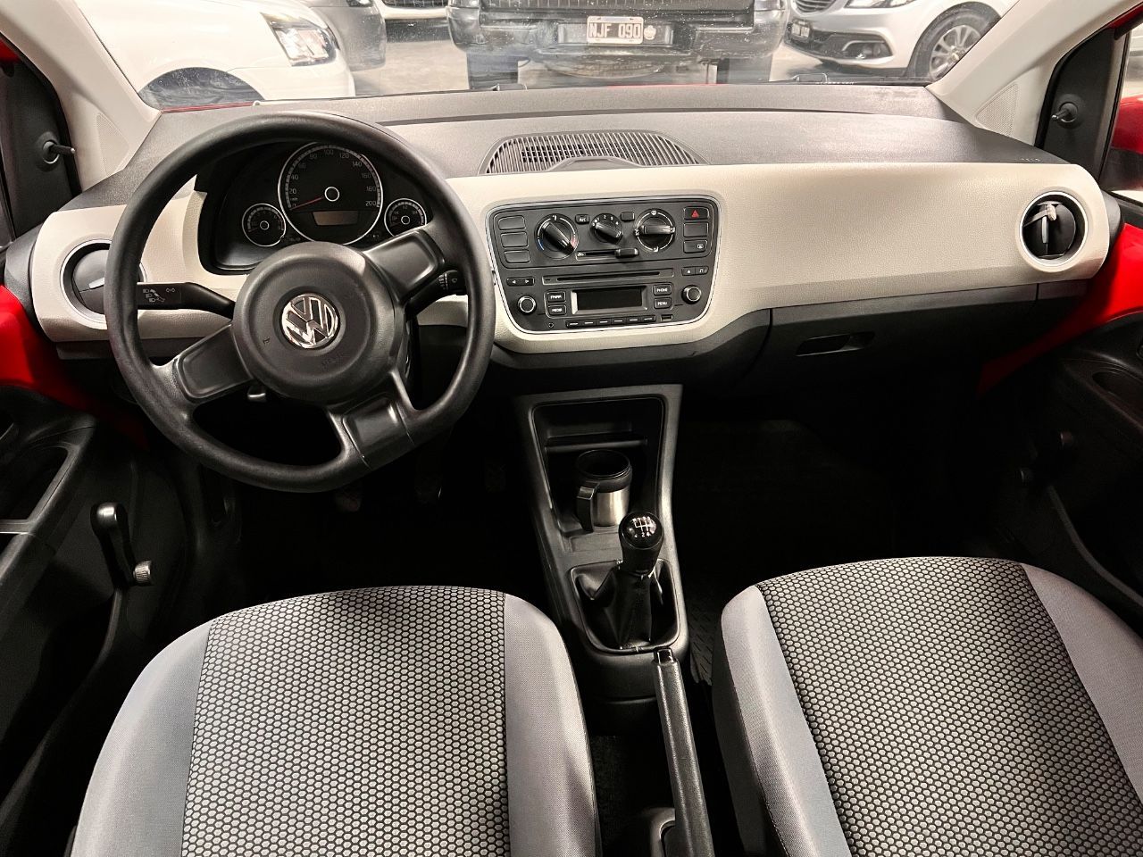 Volkswagen UP Usado Financiado en Mendoza, deRuedas