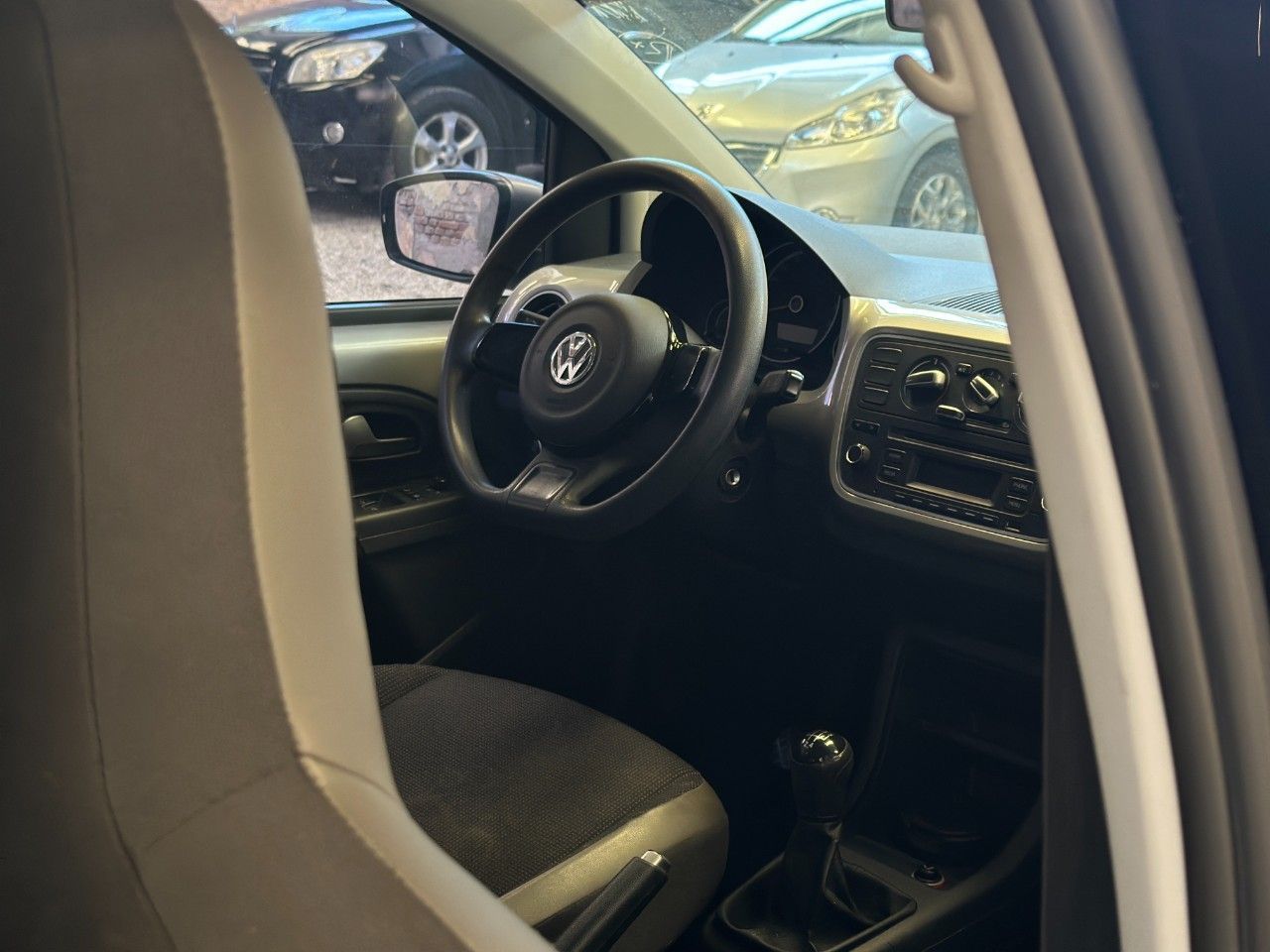 Volkswagen UP Usado Financiado en Córdoba, deRuedas