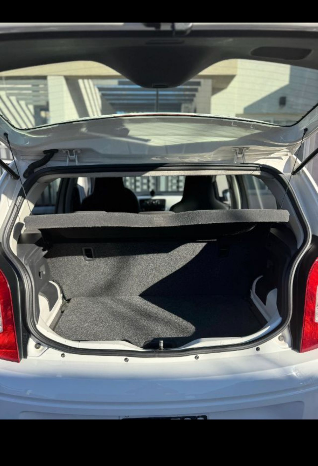 Volkswagen UP Usado en Mendoza, deRuedas