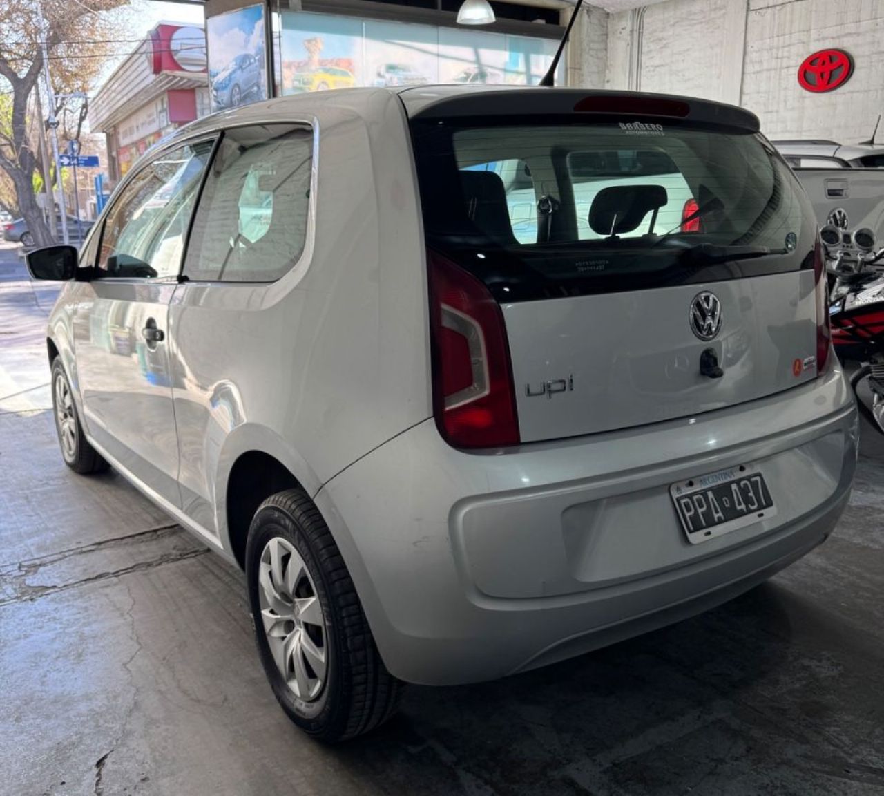 Volkswagen UP Usado en Mendoza, deRuedas