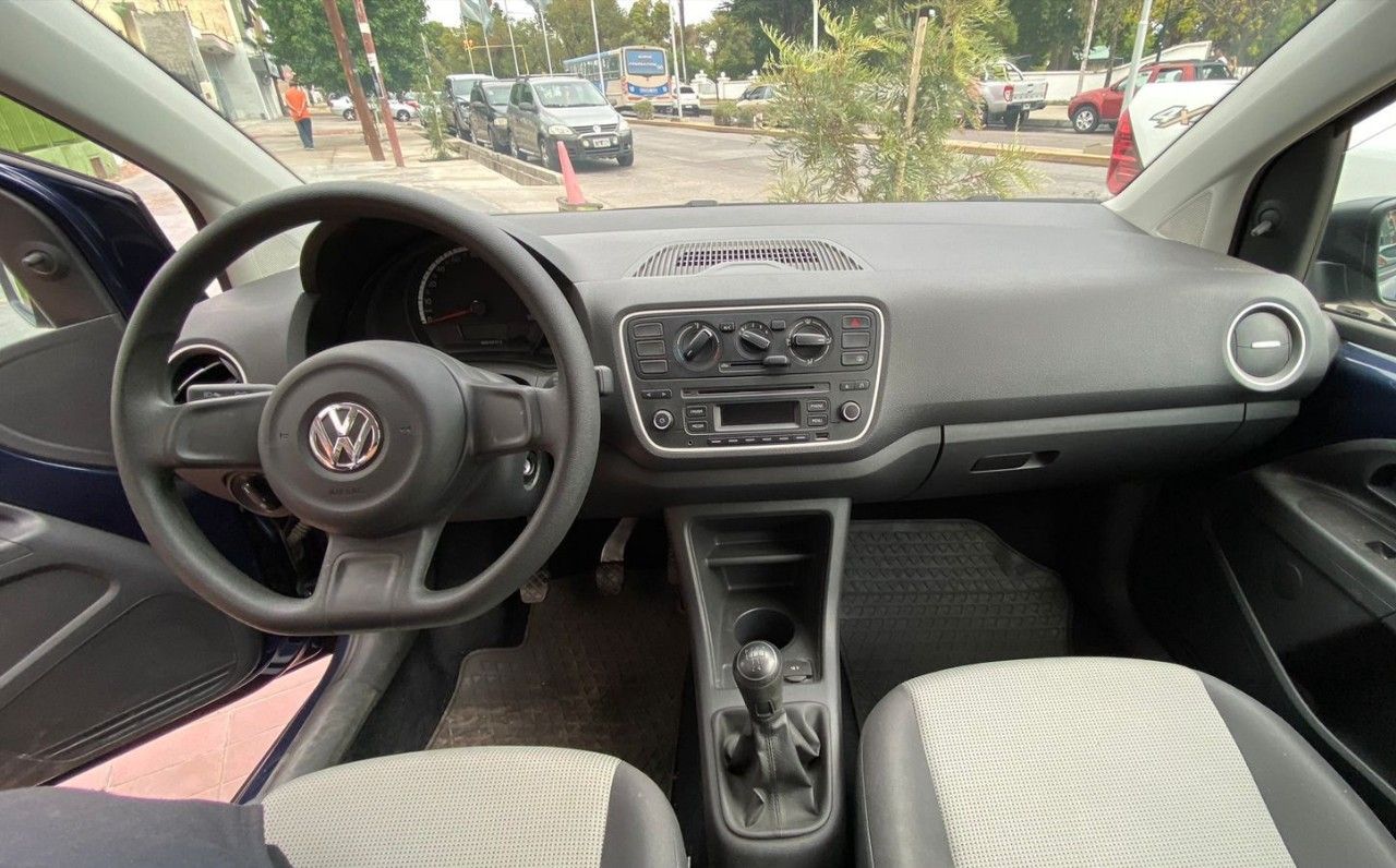 Volkswagen UP Usado Financiado en Mendoza, deRuedas