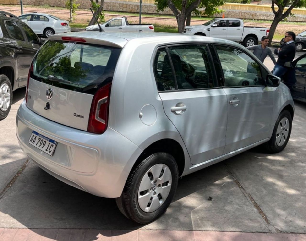 Volkswagen UP Usado en Mendoza, deRuedas