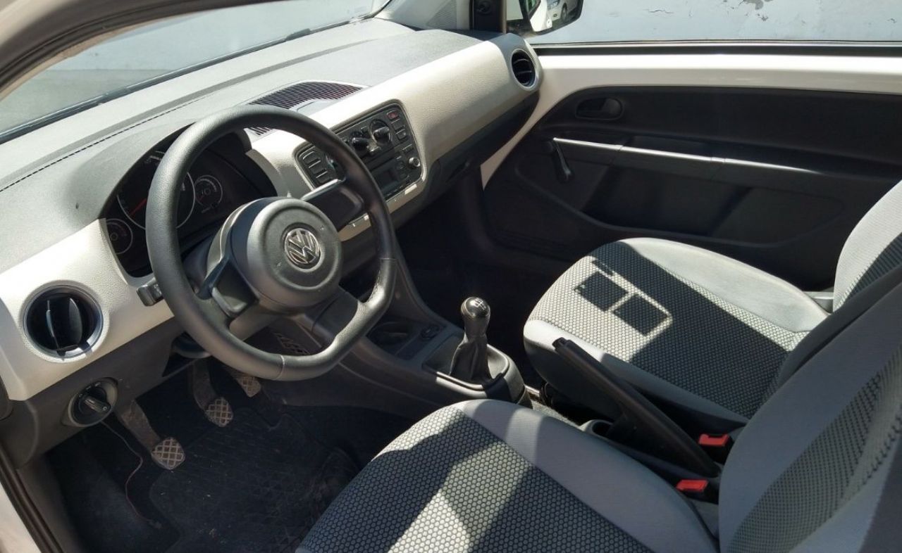 Volkswagen UP Usado Financiado en Mendoza, deRuedas