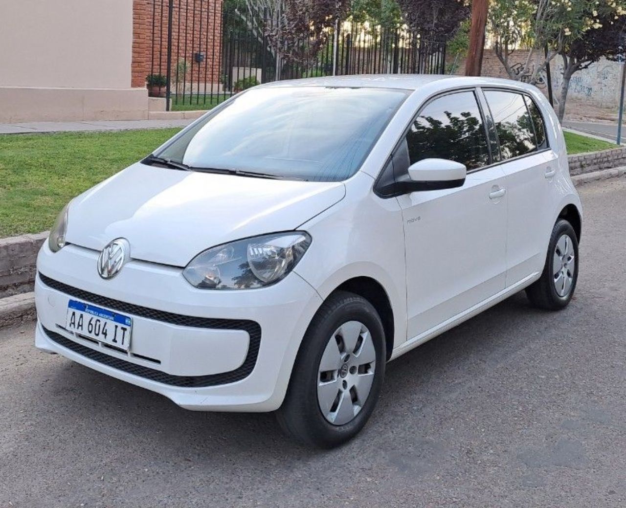 Volkswagen UP Usado en Mendoza, deRuedas