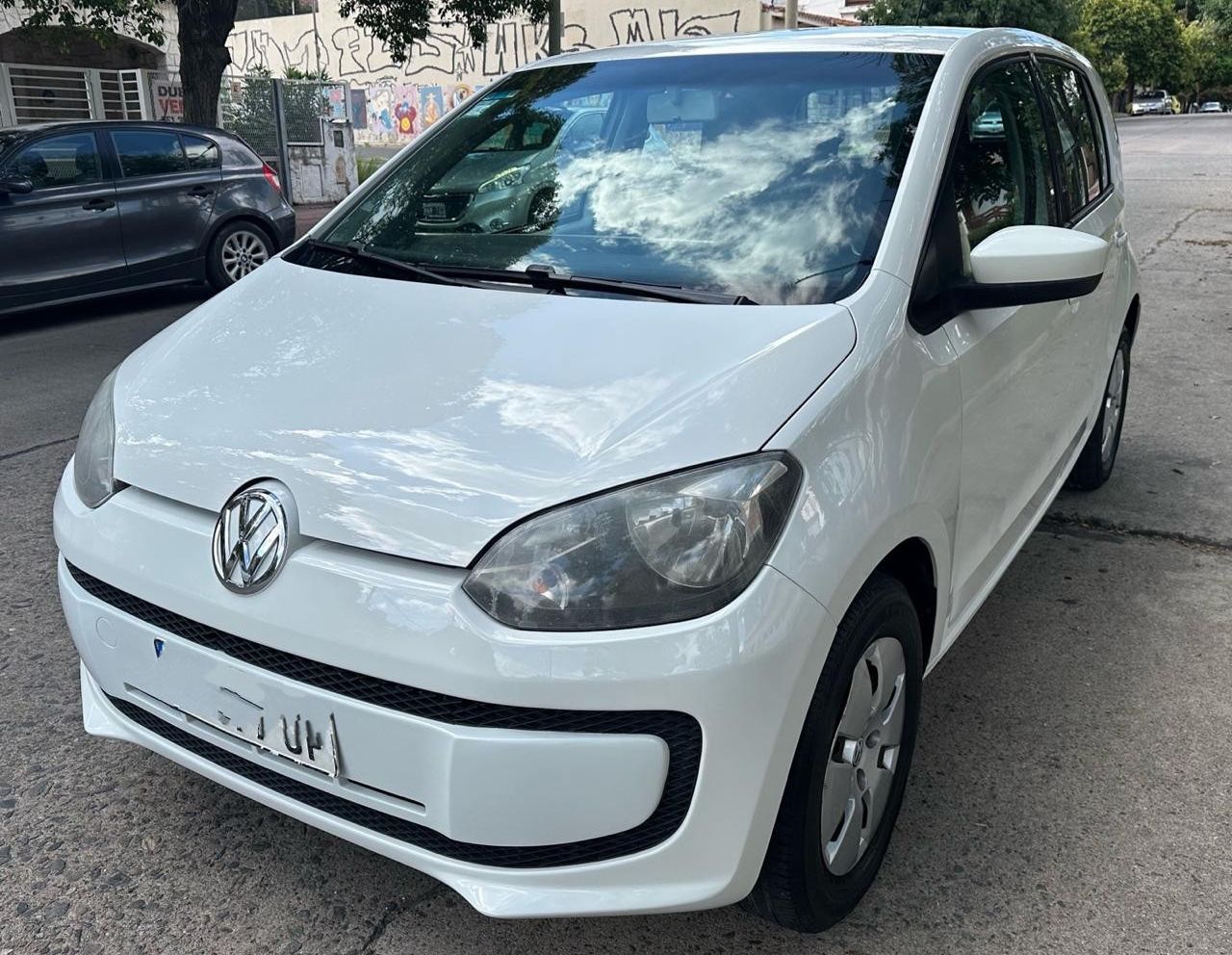 Volkswagen UP Usado Financiado en Córdoba, deRuedas