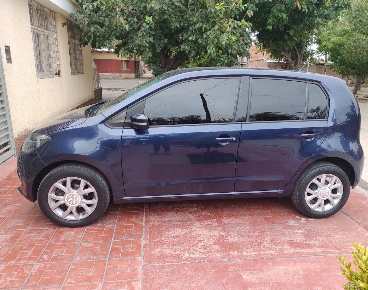 Volkswagen UP Usado en Mendoza, deRuedas