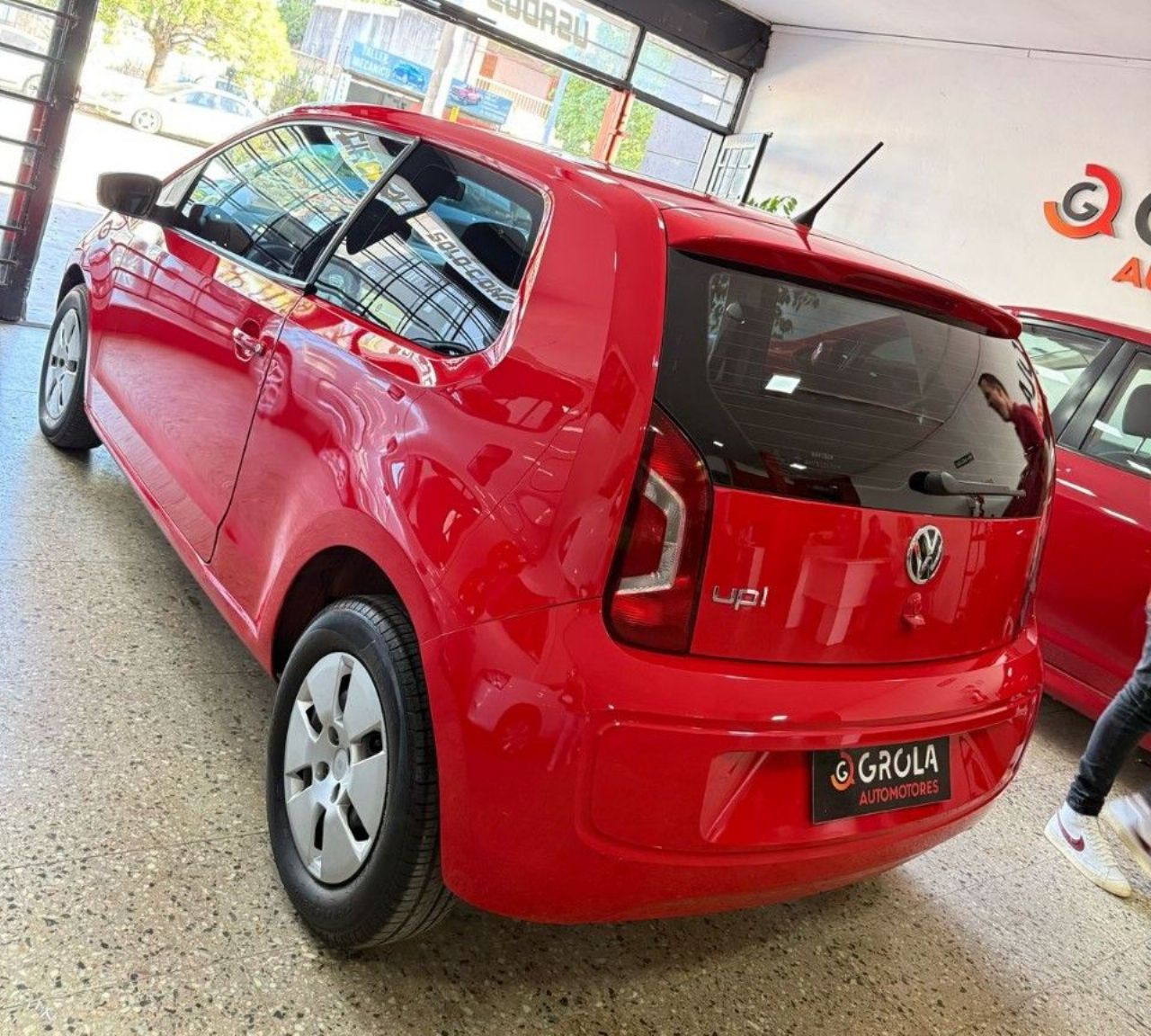 Volkswagen UP Usado Financiado en Córdoba, deRuedas