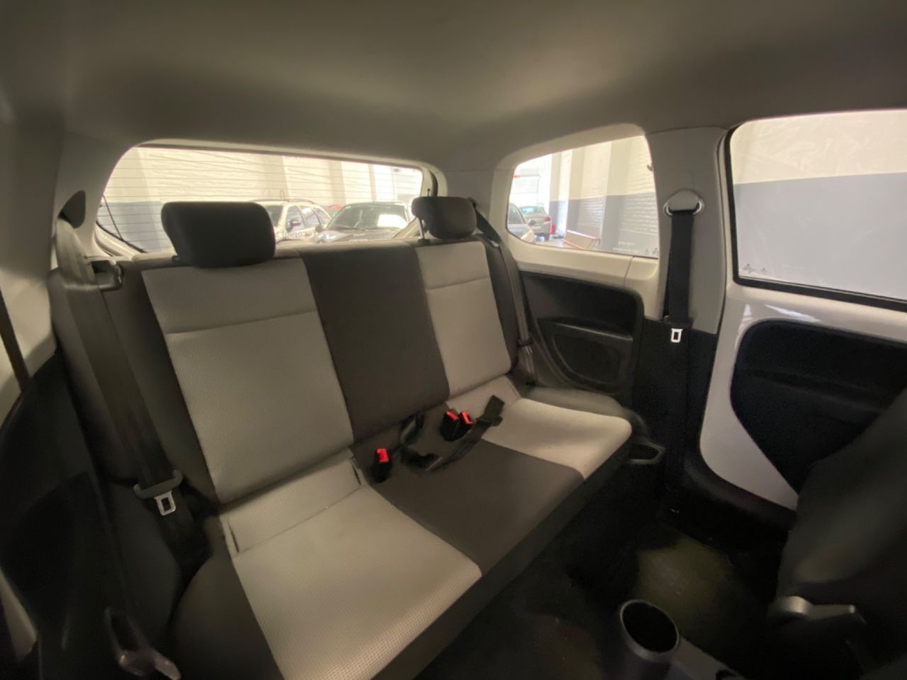Volkswagen UP Usado Financiado en Mendoza, deRuedas