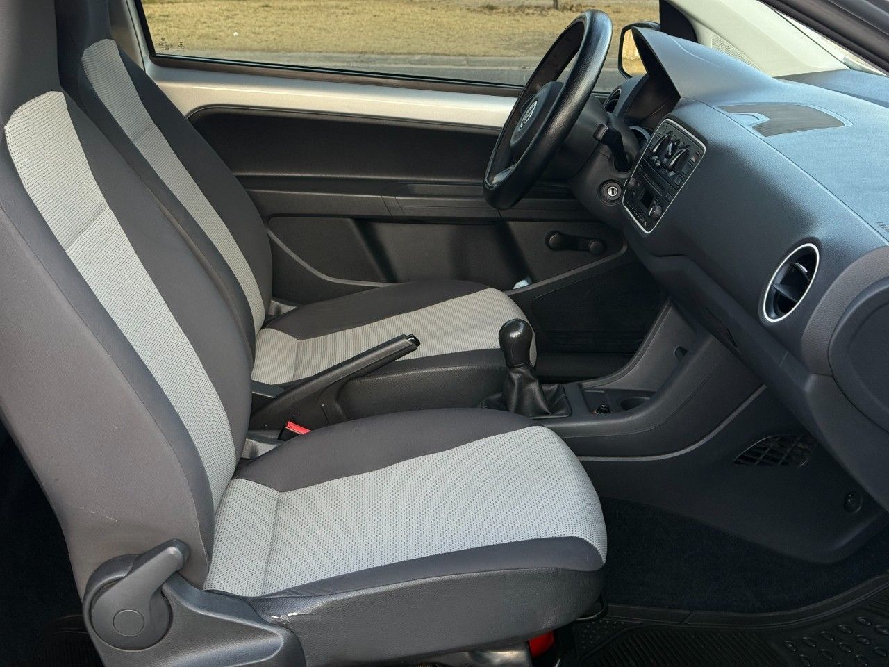 Volkswagen UP Usado en Neuquén, deRuedas