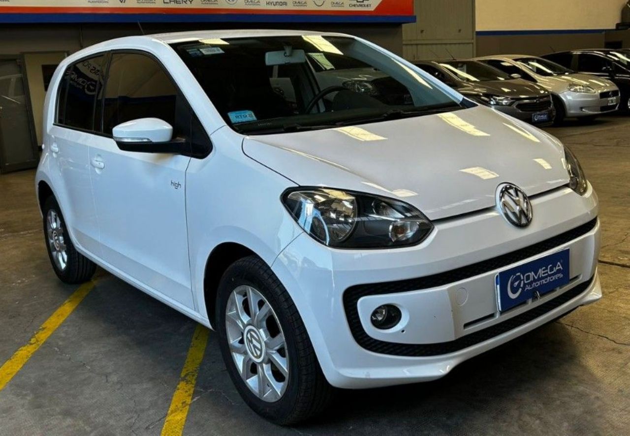 Volkswagen UP Usado Financiado en Mendoza, deRuedas