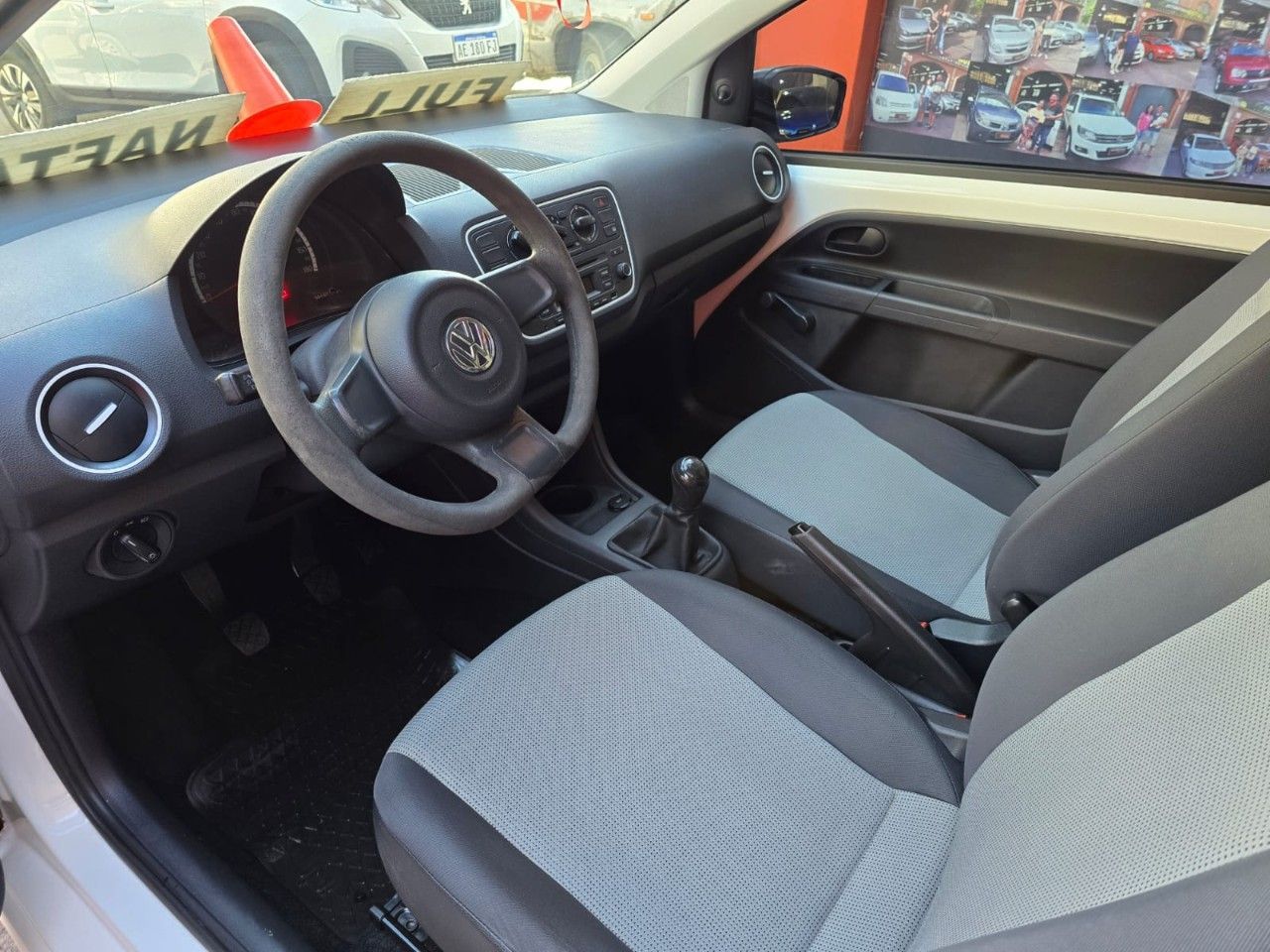Volkswagen UP Usado Financiado en Mendoza, deRuedas