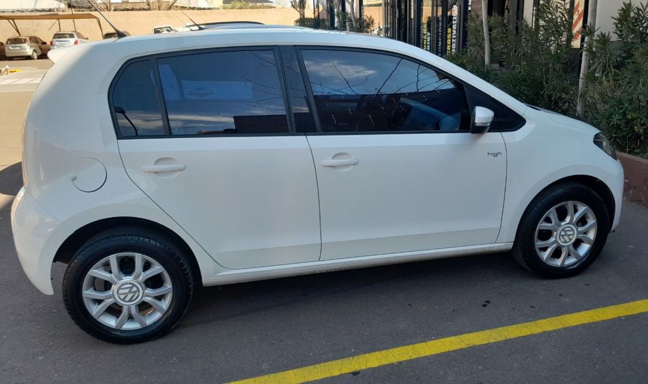 Volkswagen UP Usado en Mendoza, deRuedas