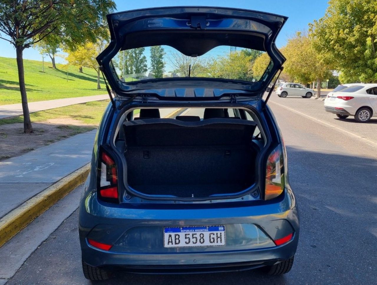 Volkswagen UP Usado en Mendoza, deRuedas