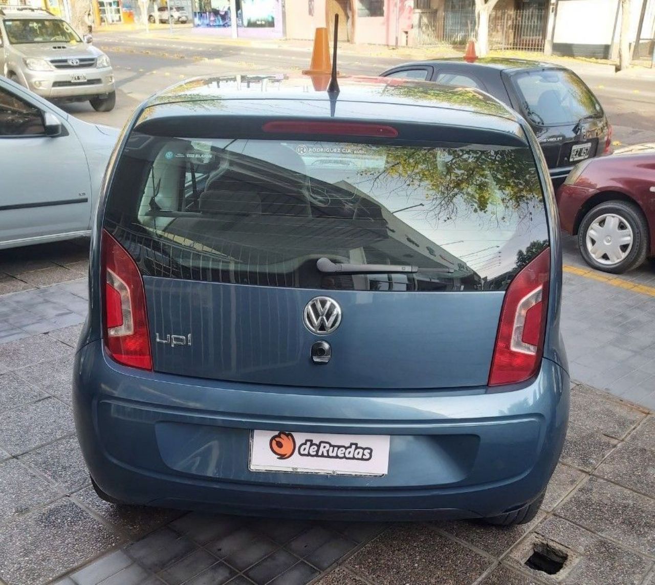 Volkswagen UP Usado en Mendoza, deRuedas