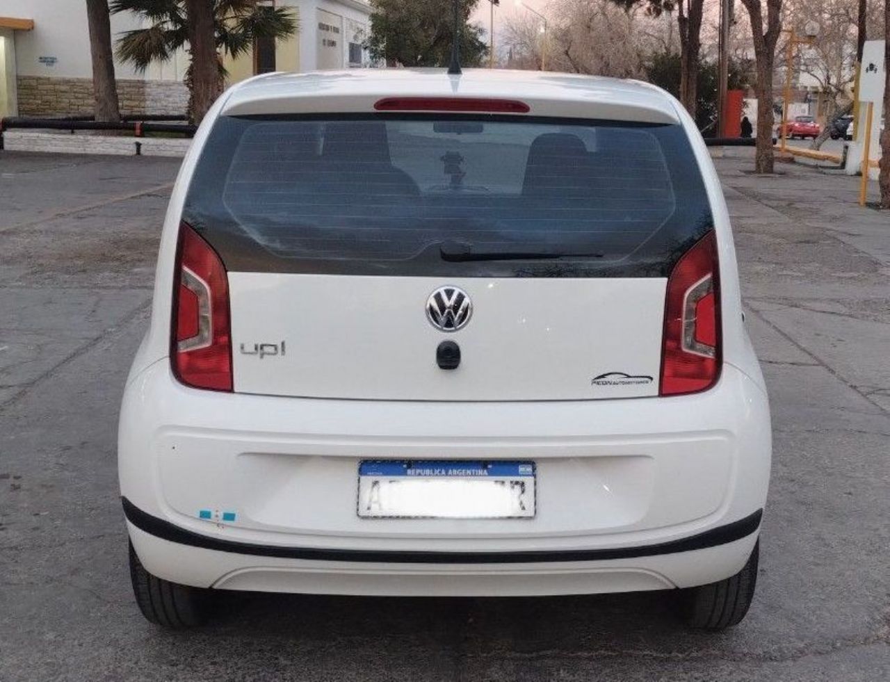 Volkswagen UP Usado en San Juan, deRuedas