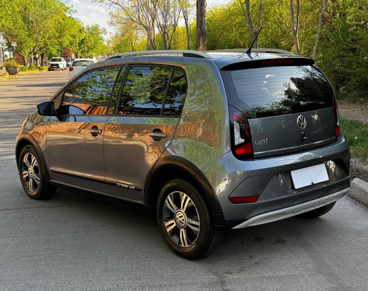 Volkswagen UP Usado en Mendoza, deRuedas
