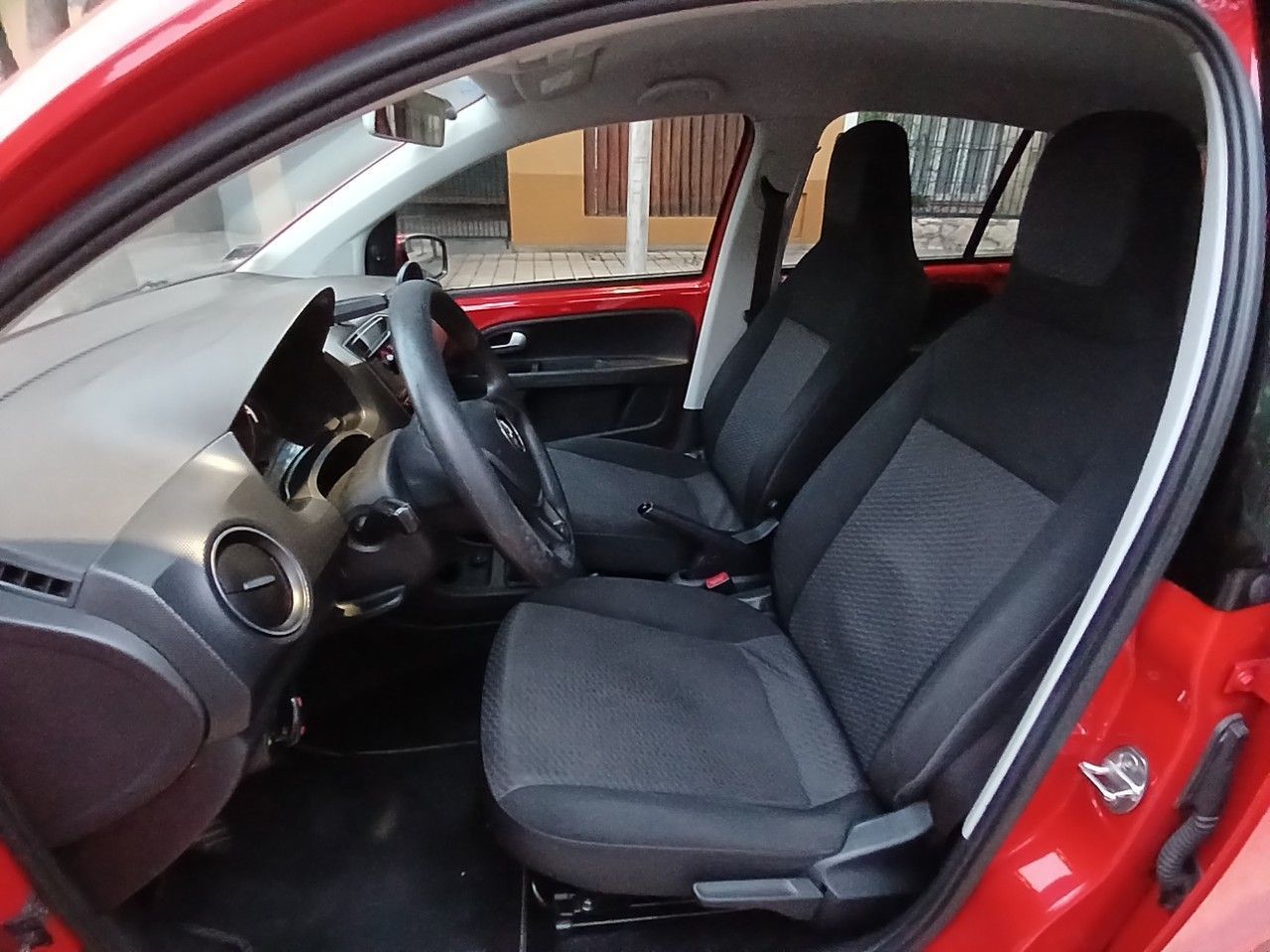 Volkswagen UP Usado en Mendoza, deRuedas