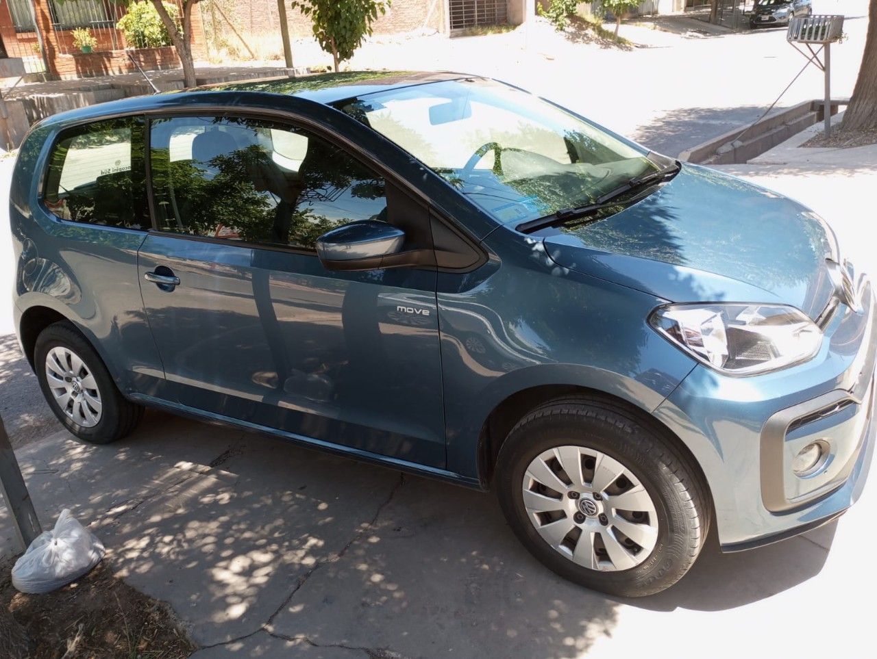 Volkswagen UP Usado Financiado en Mendoza, deRuedas