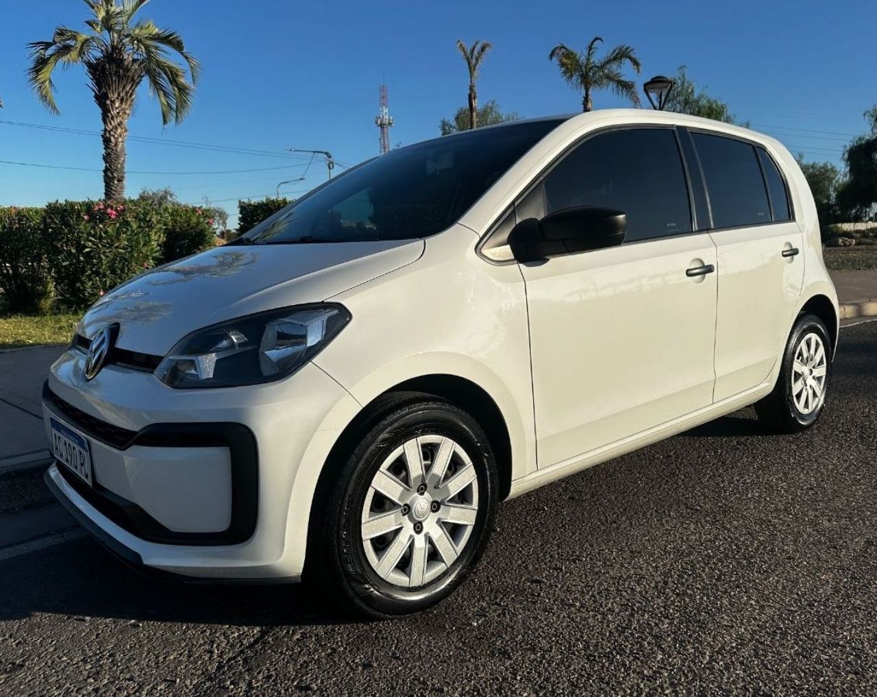 Volkswagen UP Usado en Mendoza, deRuedas