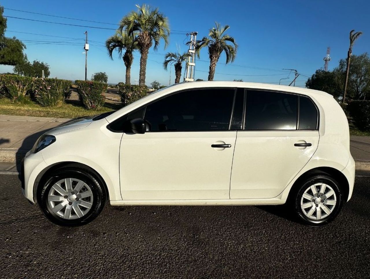 Volkswagen UP Usado en Mendoza, deRuedas