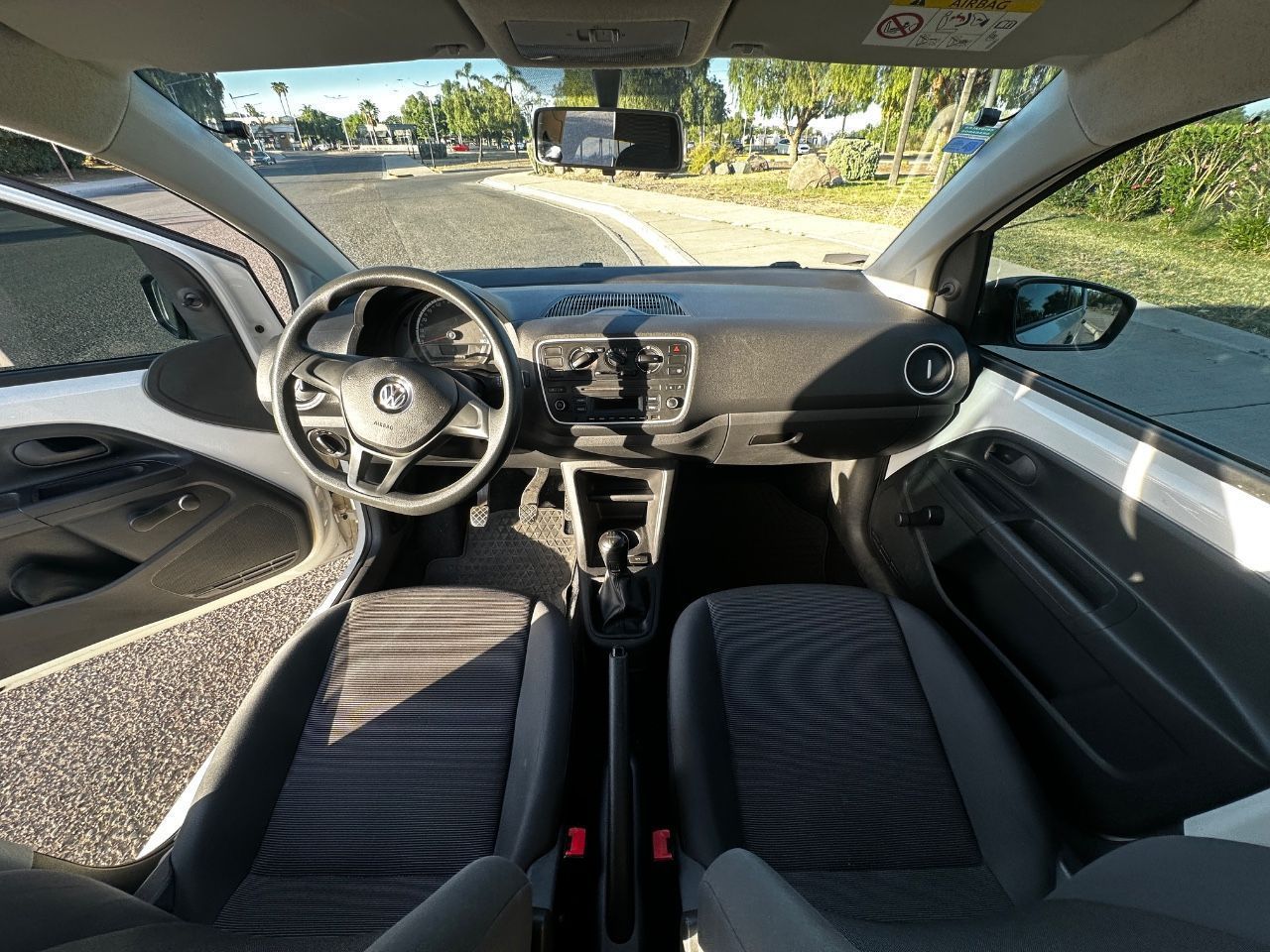 Volkswagen UP Usado en Mendoza, deRuedas