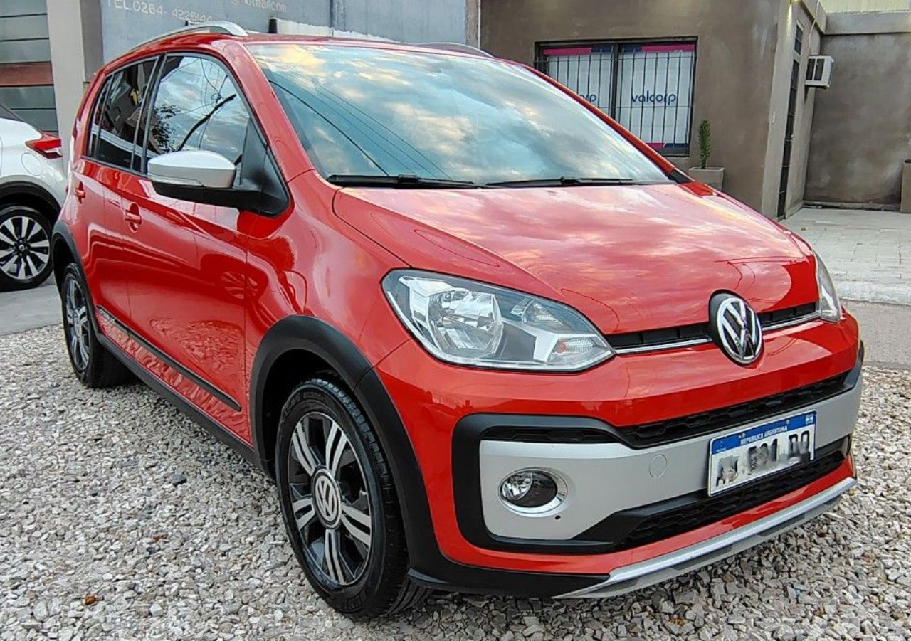 Volkswagen UP Usado Financiado en San Juan, deRuedas