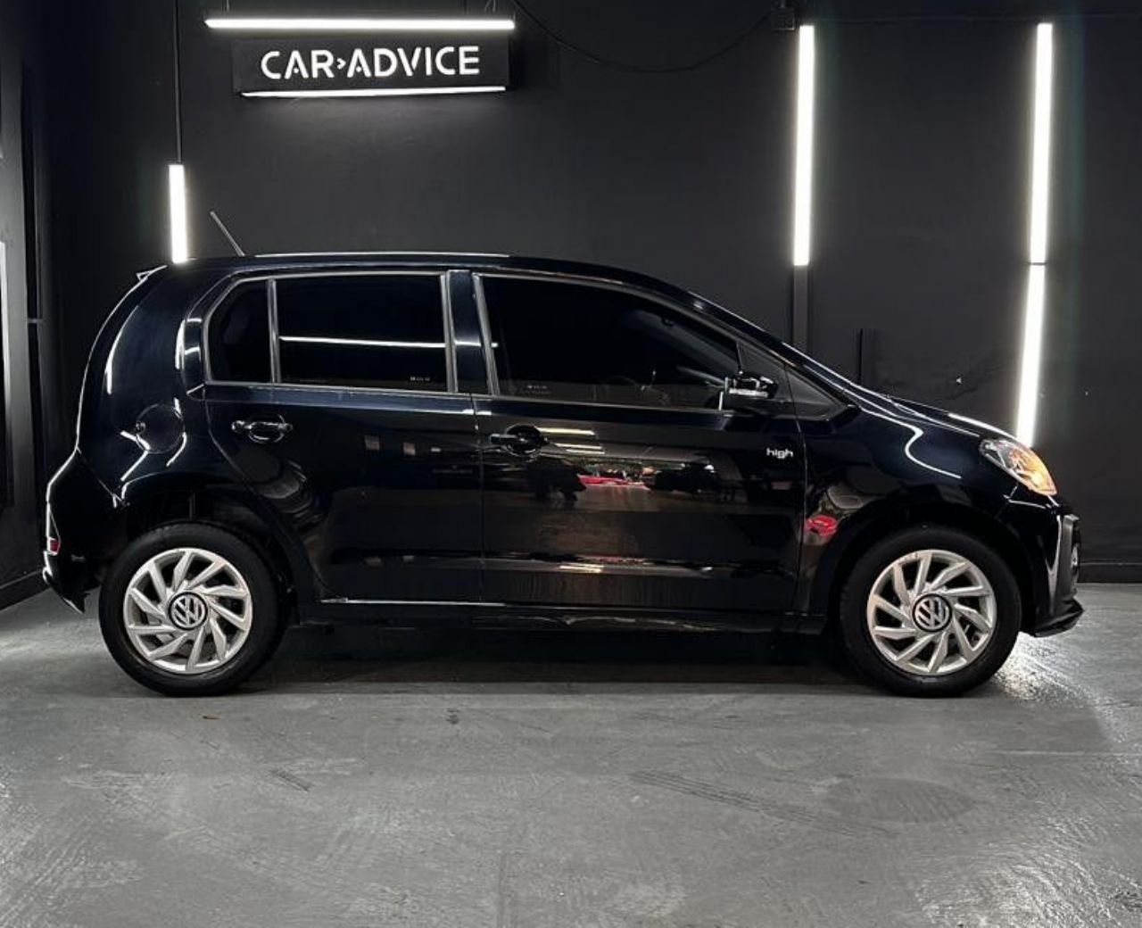 Volkswagen UP Usado en Córdoba, deRuedas