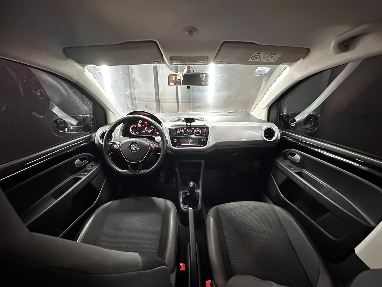 Volkswagen UP Usado en Córdoba, deRuedas