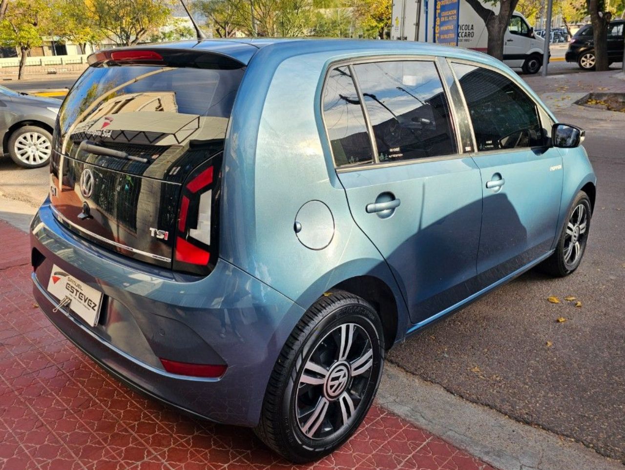 Volkswagen UP Usado Financiado en Mendoza, deRuedas