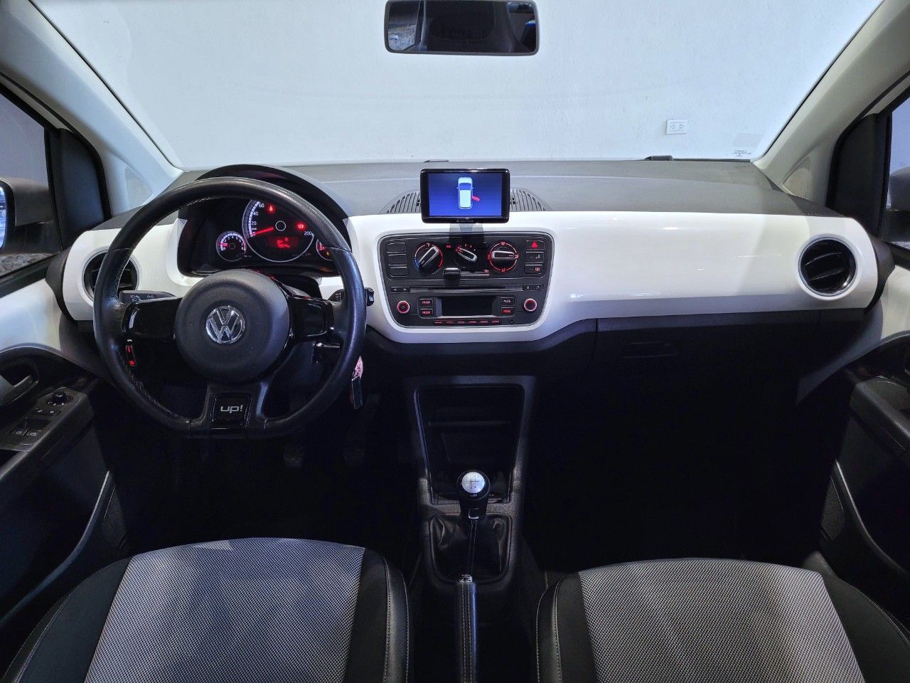 Volkswagen UP Usado Financiado en Córdoba, deRuedas