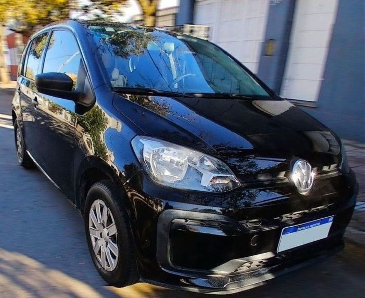 Volkswagen UP Usado en Córdoba, deRuedas