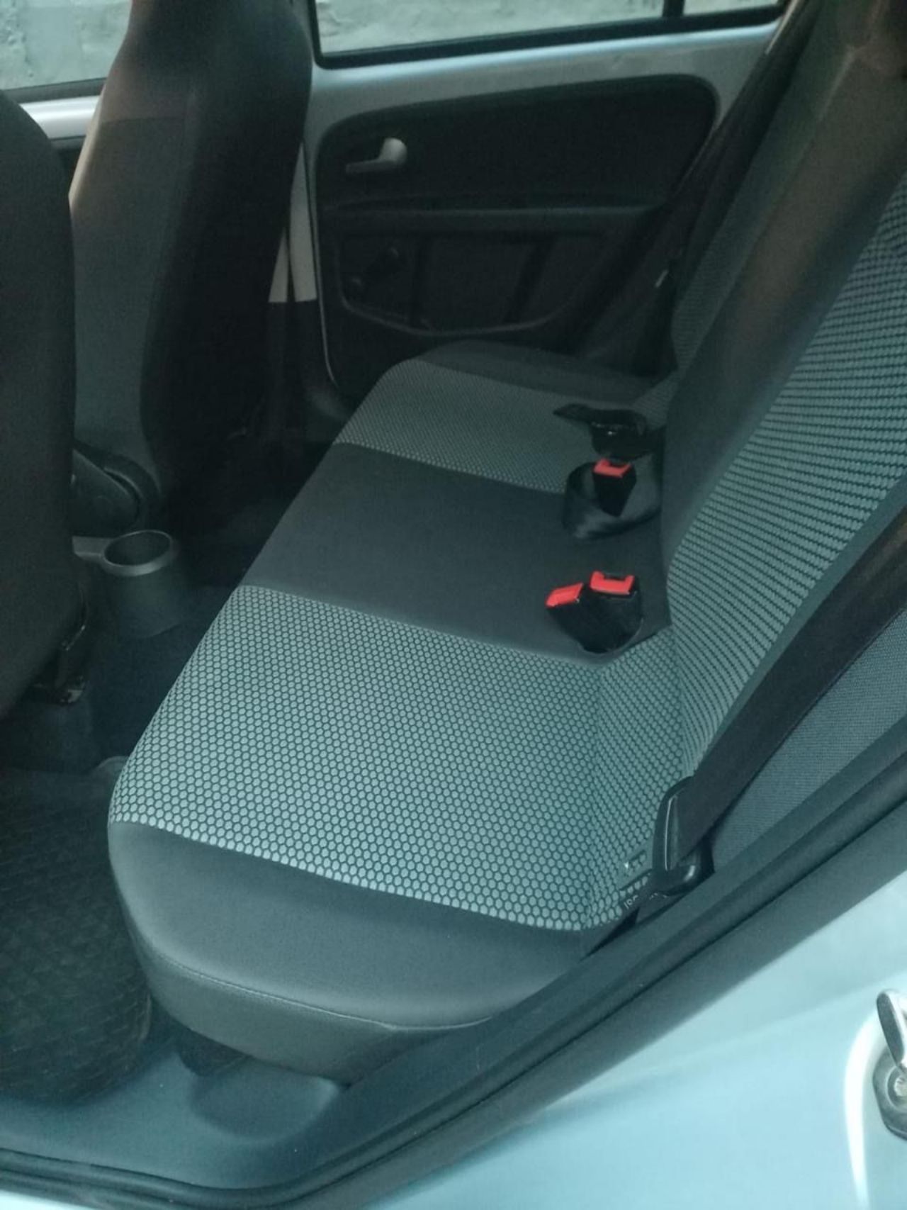Volkswagen UP Usado Financiado en Mendoza, deRuedas