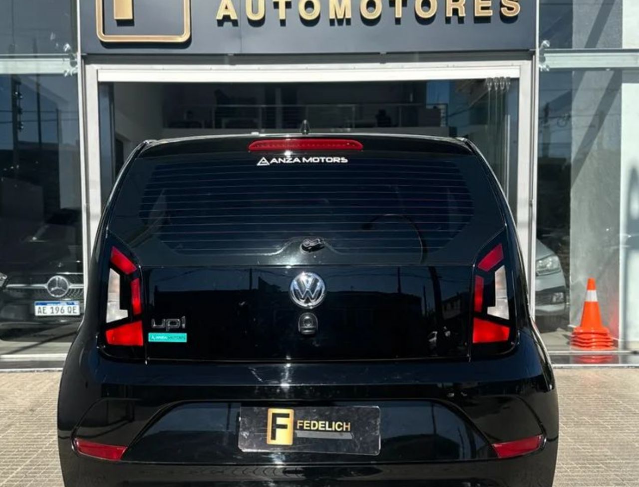 Volkswagen UP Usado Financiado en Córdoba, deRuedas